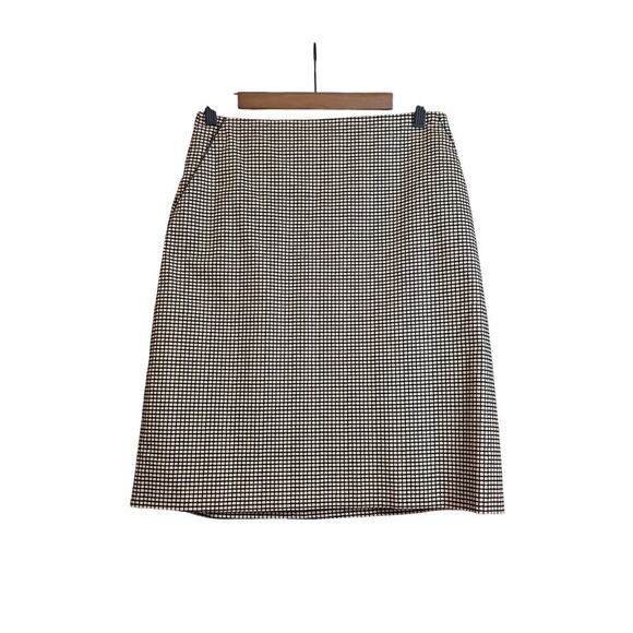Akris Punto Dresses & Skirts - Akris Punto Pencil Skirt Beige/Black Size 8